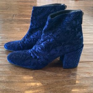 Stuart Weitzman Bacari Brocade Jacquard Botanic Blue Velvet Bootie Women's 7